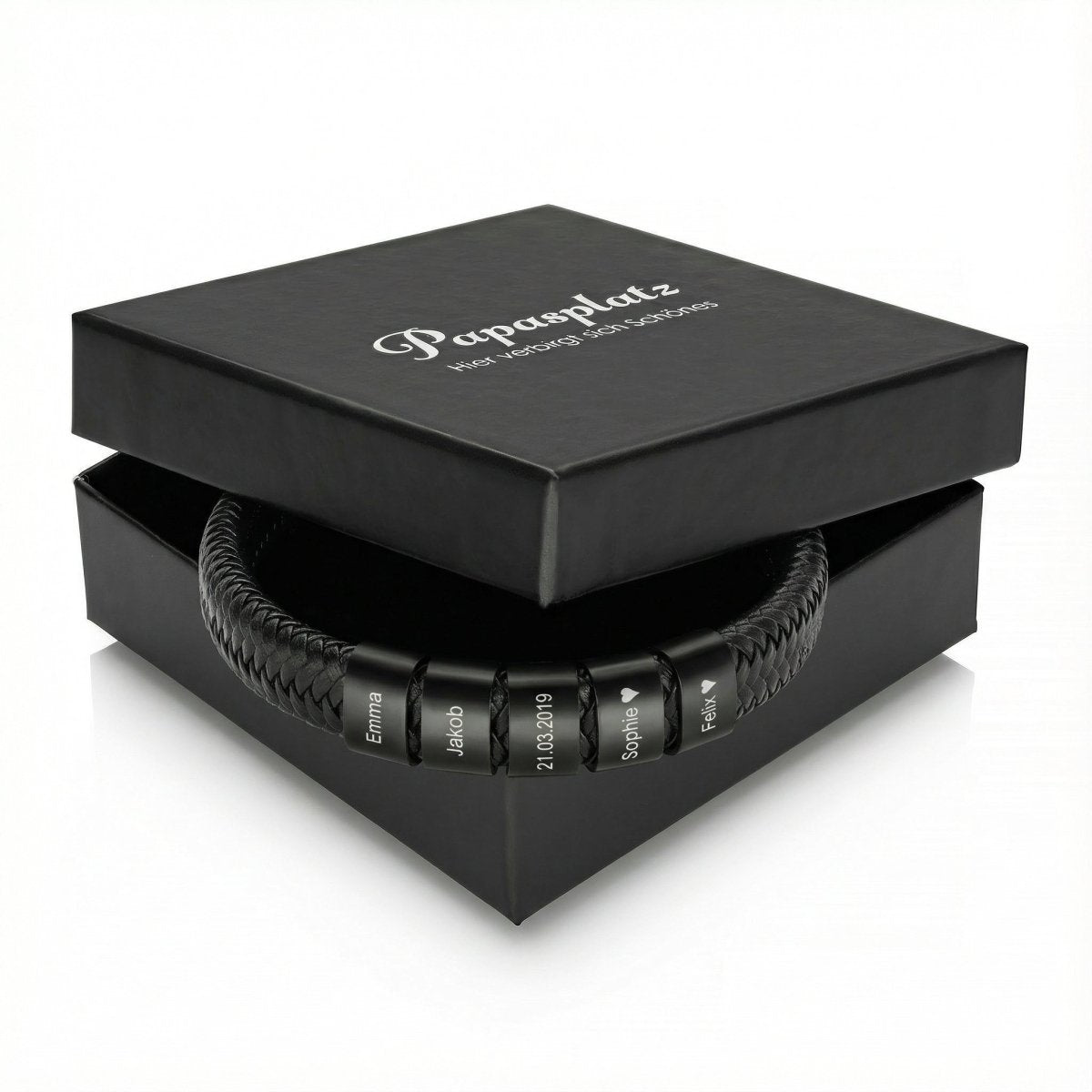 Geflochtenes Lederarmband mit gravierten Beads - Papasplatz