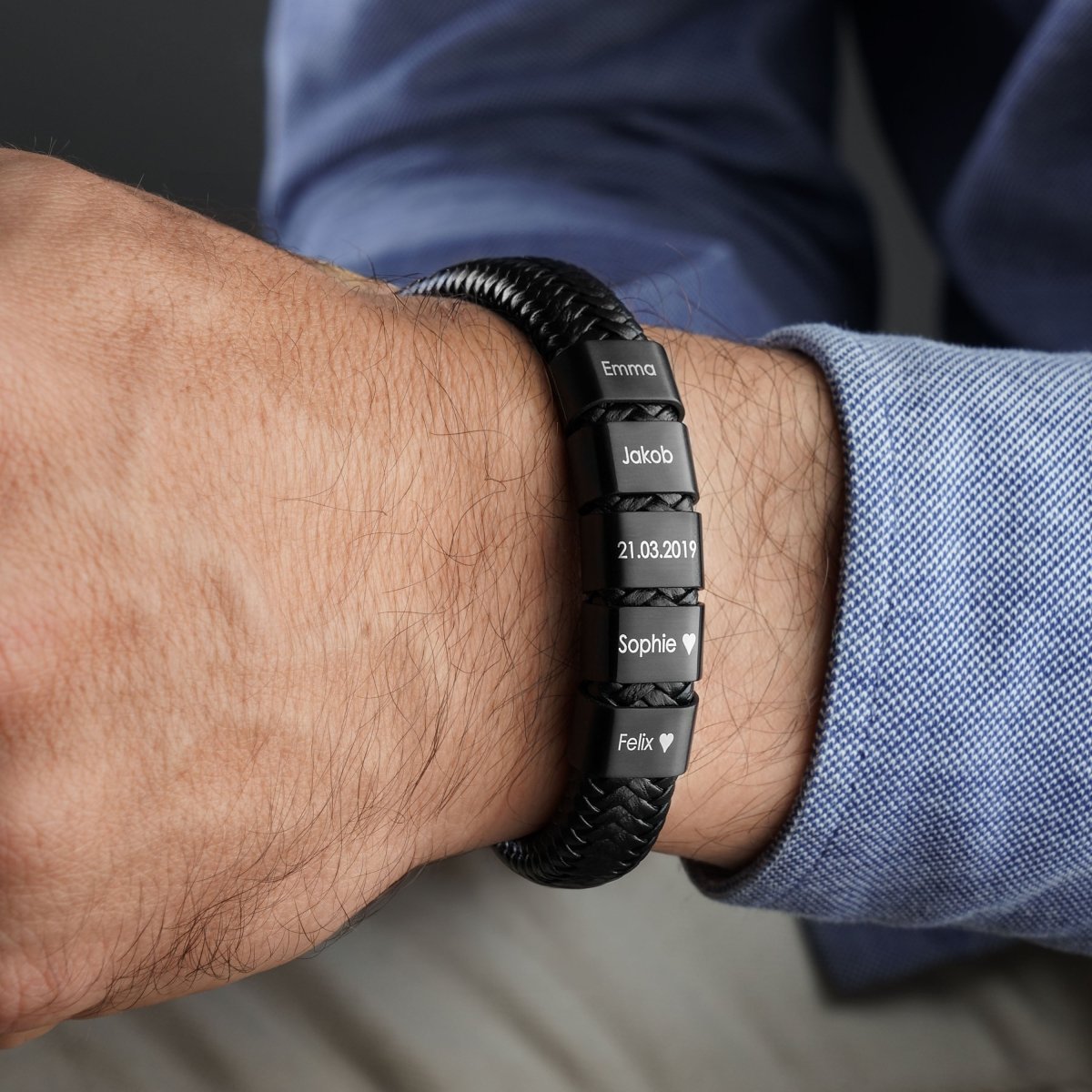 Bracciale da uomo in pelle intrecciata: cordino bolo da 5 mm, chiusura magnetica, prodotto negli Stati Uniti. - Italia Bracciale da uomo in pelle intrecciata: cordino bolo da 5 mm, chiusura magnetica, prodotto negli Stati Uniti. - Italia