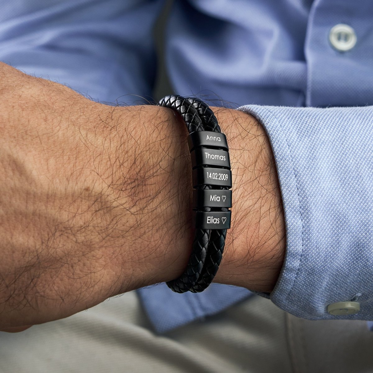 T - Bar Lederarmband mit gravierten Beads - Papasplatz